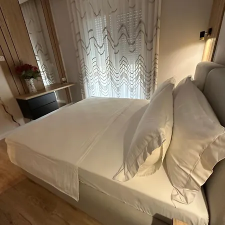 Vivar Appartement Tirana